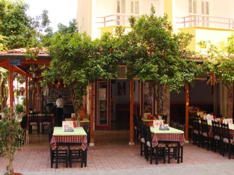 Mola Hotel ألانيا المظهر الخارجي الصورة